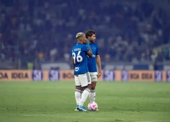 Cruzeiro entra na zona de rebaixamento após vitória do Vasco sobre o Botafogo