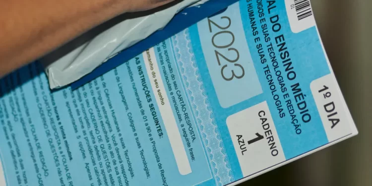 Enem 2023 chega ao segundo dia de provas; BH terá ônibus reforçados e operação de trânsito