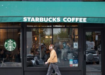 Starbucks vai fechar? De quanto é a dívida? Veja perguntas e respostas sobre a crise da marca no Brasil