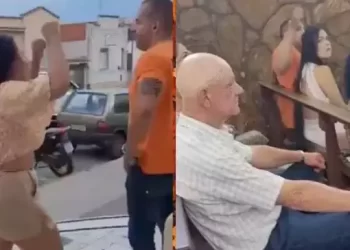 Vídeo; Esposa pega  marido no flagra assistindo missa  com amante em igreja