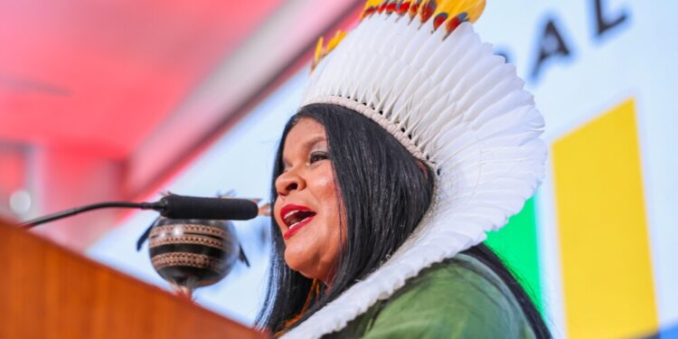 Jornal britânico destaca 3 brasileiros entre personalidades que ‘aumentam esperança na humanidade’