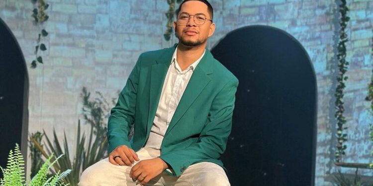 Cantor gospel Pedro Henrique morre durante apresentação na Bahia