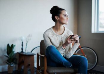 Solteiros por convicção? Pesquisa revela que novas gerações  se relacionam menos.