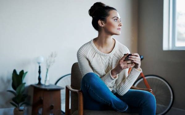 Solteiros por convicção? Pesquisa revela que novas gerações  se relacionam menos.