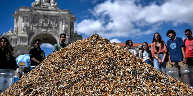 Vai ser proibido fumar Tabaco aquecido em Portugal? Saiba o que será proibido a partir de hoje.