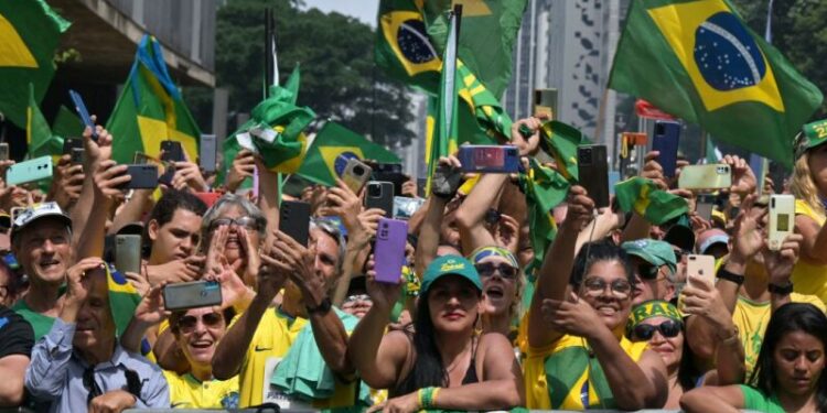 Ato pró-Bolsonaro na avenida Paulista reuniu mais de 600 mil pessoas, diz Secretaria de Segurança Pública de SP