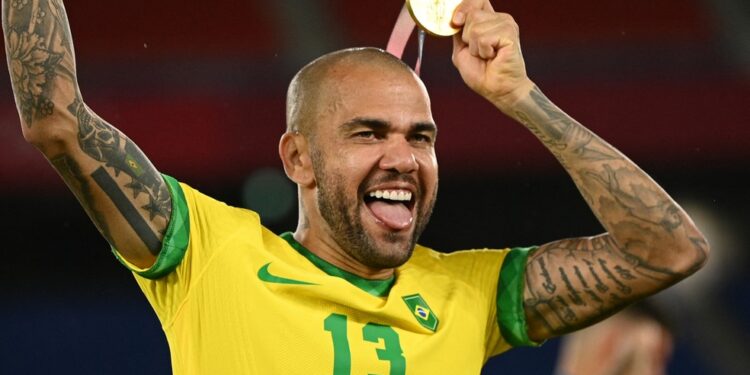 Justiça da Espanha aceita pedido de liberdade do brasileiro Daniel Alves