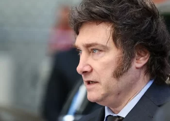 Presidente da Argentina promete fechar agência de notícias pública argentina Télam