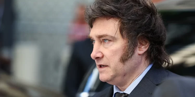 Presidente da Argentina promete fechar agência de notícias pública argentina Télam