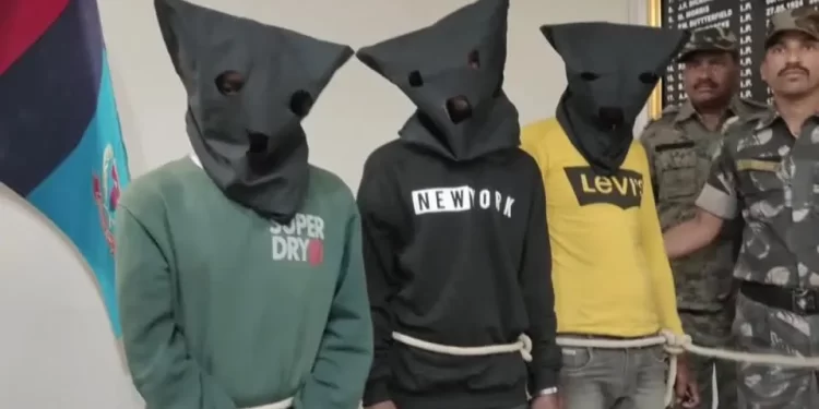 Itamaraty presta assistência à brasileira estuprada por 7 homens na Índia