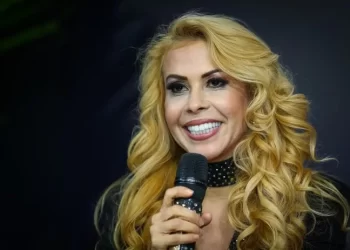 Cantora Joelma reverte decisão judicial e recupera passaporte; Veja decisão da justiça na integra