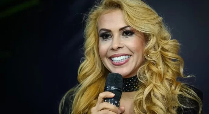 Cantora Joelma reverte decisão judicial e recupera passaporte; Veja decisão da justiça na integra