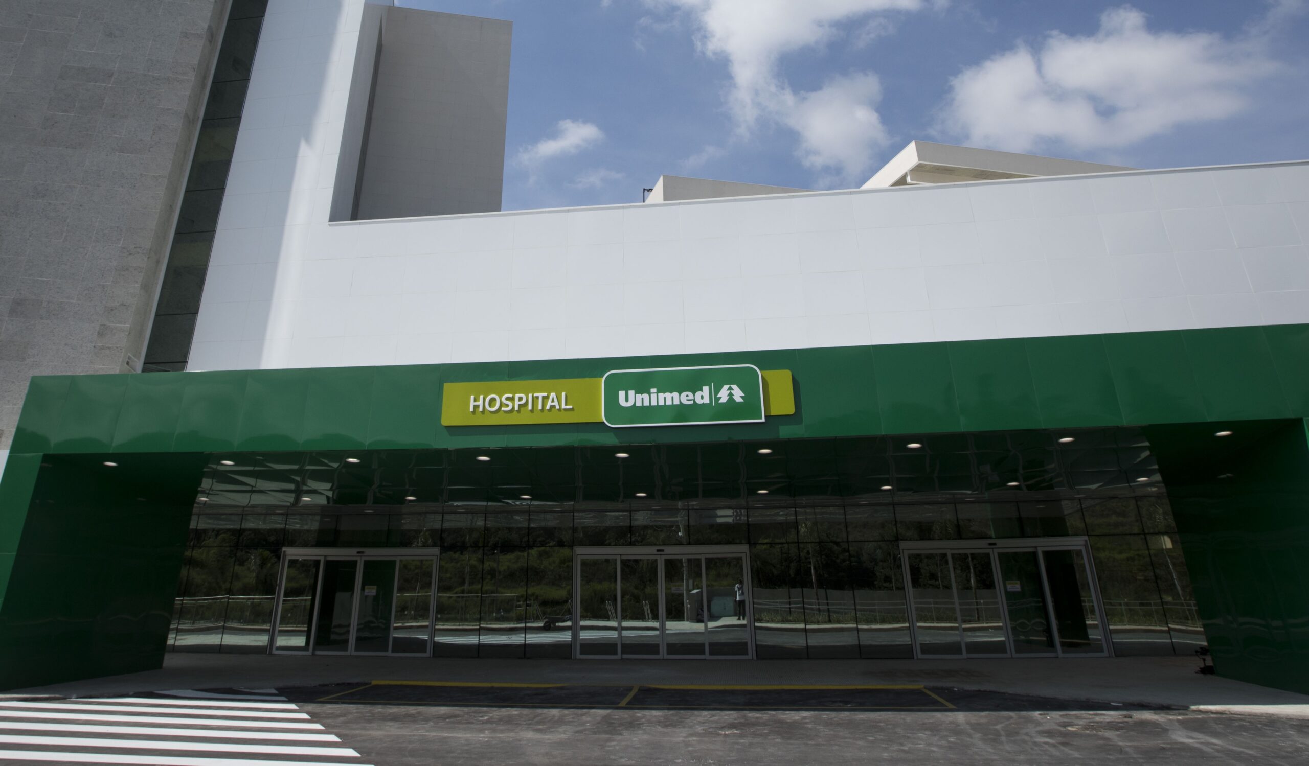 Unimed-BH contrata 200 profissionais de saúde para atuar na assistência; Veja como se candidatar a uma vaga