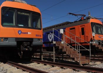 Metrô de BH opera com intervalos maiores e em apenas um trilho neste fim de semana