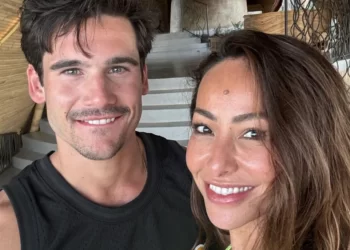 Nicolas Prattes fala sobre possível casamento com Sabrina Sato