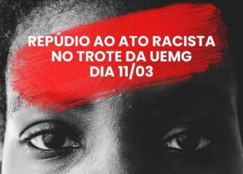 Alunas negras da UEMG recebem placas com palavras ‘bombril’ e ‘asfalto’ em trote