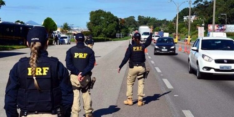 PRF lança operação nacional para reforçar segurança nas rodovias