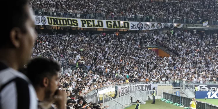 De possível exclusão do Mineiro a apenas multa: Atlético-MG se livra de pena dura por homofobia da torcida
