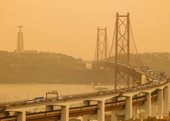 Nuvem de areia do deserto do Saara se espalha pela Europa