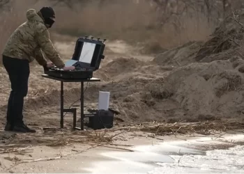 Drones ucranianos atacam território russo em último dia de eleição