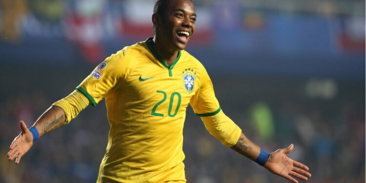 Condenado, Robinho se defende de acusações e afirma: “Foi uma relação consensual”