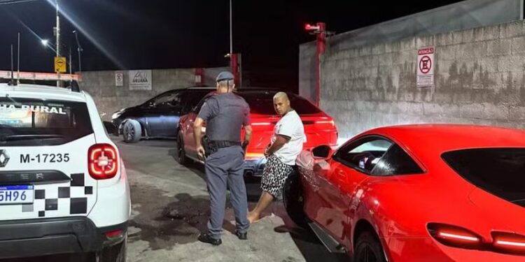 MC Ryan desabafa ao ser parado em Blitz com carro R$ 1 milhão: ‘Difícil eles  aceitarem de onde vim’