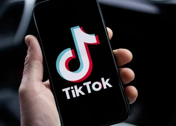 Juiz condena Tiktok a pagar R$ 23 milhões por coleta ilegal de dados biométricos de usuários