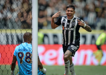 Atlético vence com golaço de Zaracho e convence a torcida diante do Cruzeiro