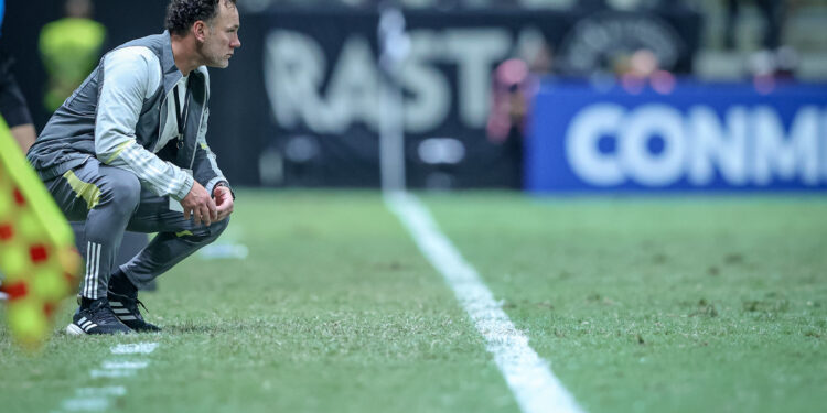 Galo Militar: Atlético almeja grandes vitórias com El Mariscal no comando