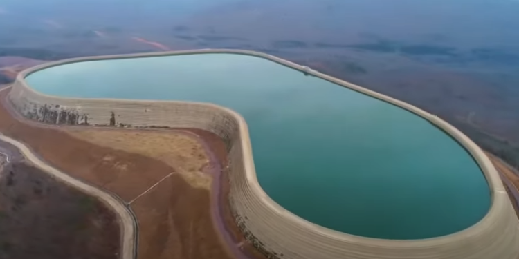 Portugal constrói ‘baterias de água’ que produzem um valor de 1.766 GWh por ano.