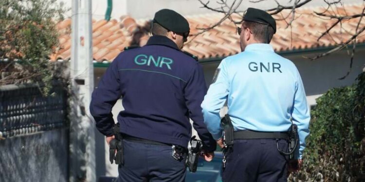 Suspeitos de tráfico de drogas são presos pela GNR  em Aveiro, Porto e Braga.