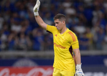 Cruzeiro negocia a saída de Rafael Cabral para o Grêmio