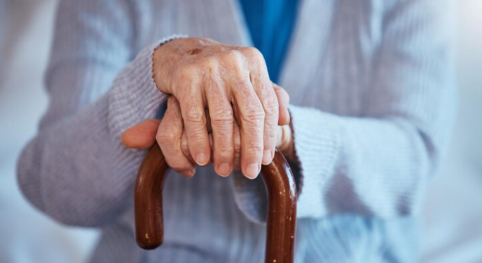 Idosa de 92 anos mata colega de quarto de 96 anos em lar espanhol