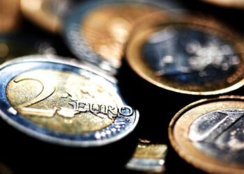 Juros da dívida de Portugal descem a dois, a cinco e a 10 anos