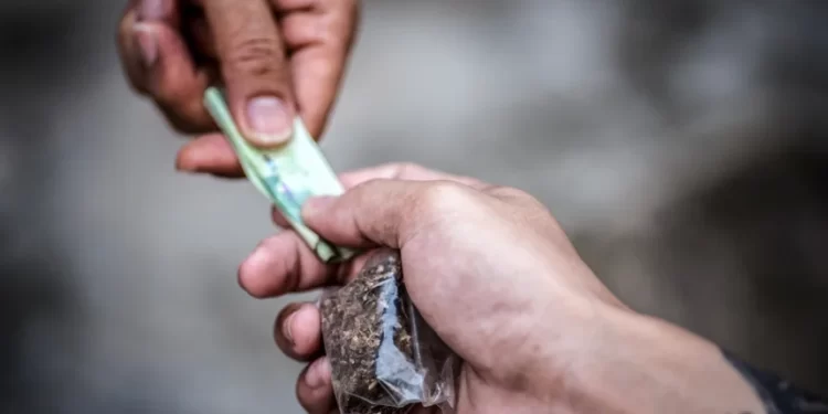 Detidos por tráfico de droga ficam proibidos de frequentar a Mouraria