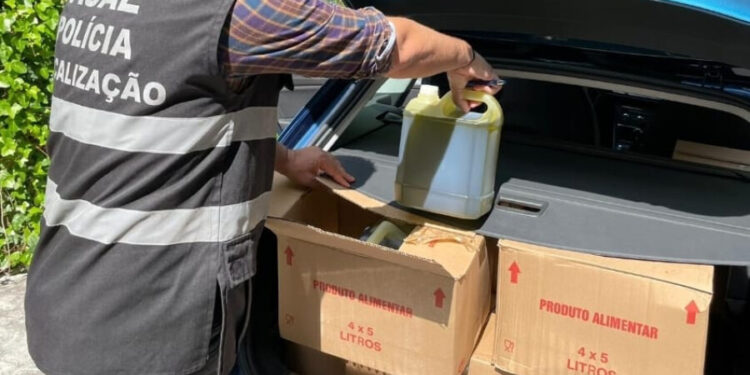 O barato sai caro; Vendedores ambulantes cobravam 30 euros por cinco litros de azeite falsificado