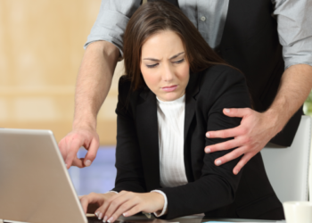 Denúncias de assédio sexual no trabalho dispararam em Minas em 2023