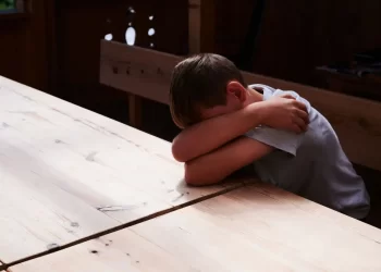 Associação de nepaleses denuncia aumento do bullying contra filhos de imigrantes