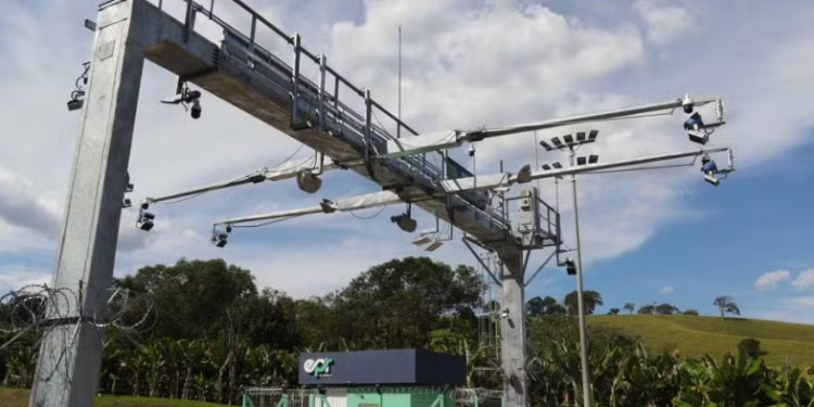 Primeiro pedágio de MG sem cancela começa a funcionar na MG-459, no Sul de Minas