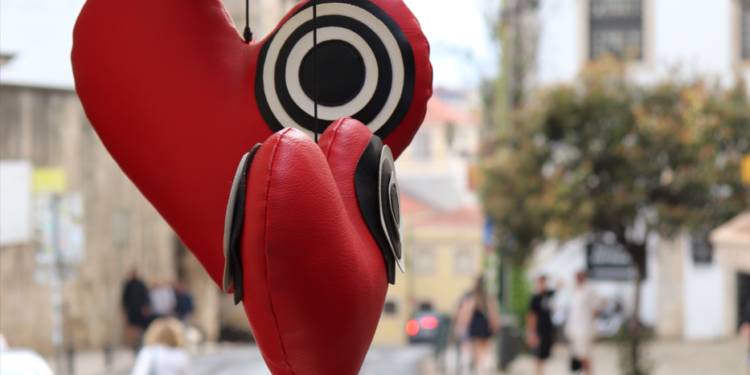 Dia dos Namorados: 74% dos lojistas de BH estão satisfeitos com as vendas