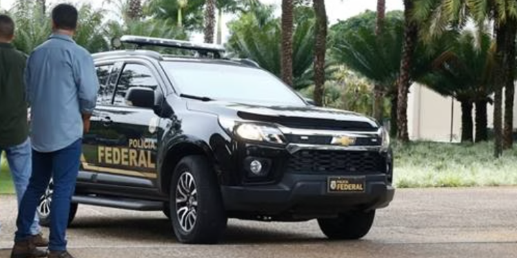 Brasileiro preso por tráfico de  drogas em Portugal é deportado sob forte esquema de segurança para o Brasil