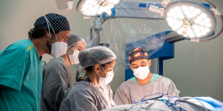 Governo de Minas diminui fila e tempo de espera das cirurgias eletivas em todo o estado