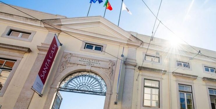 Santa Casa da Misericórdia de Lisboa  deve 40 mil euros à maior rede criminosa do Brasil