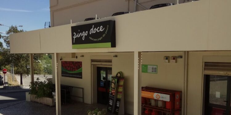 E a opressão, quem trouxe? Chefias do Pingo Doce de Celas em Coimbra sugerem aborto para funcionária  grávida não parar de trabalhar