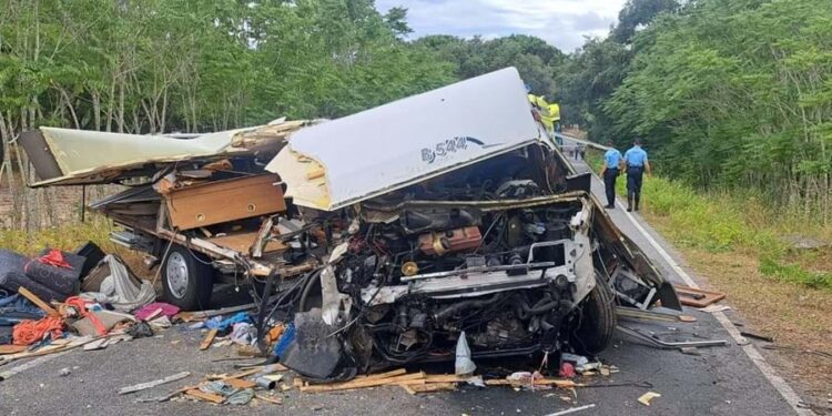 Autocaravana perde o controle e deixa seis feridos em Alcácer do Sal