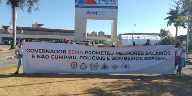 Forças de segurança protestam por reajuste pelo 2º dia consecutivo: ‘Zema, pague o que nos deve’