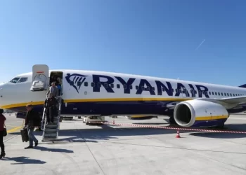 Passageira acaba detida depois de se recusar a abandonar avião em Sevilha