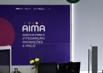 Até 300 pessoas podem ser recrutadas para resolver processos pendentes na AIMA