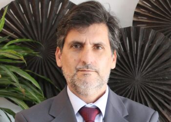 Advogado burlão de Torres Vedras “raspa o bolso de clientes” e leva milhares de euros. “Perdemos nosso dinheiro e perdemos nossa casa, moro na garagem na casa dos tios ” Diz cliente que foi enganada