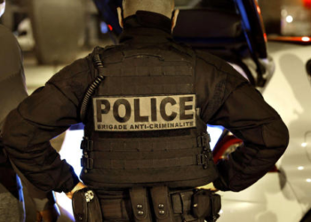 Jovem português é o principal suspeito de violar menina  judia na  França